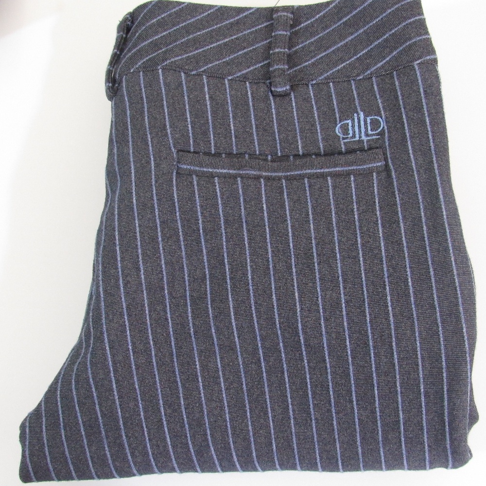 Lizzie Driver Grey Pinstriped Golf Pants Sz 00